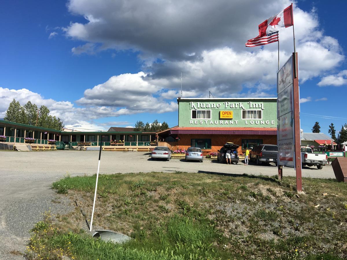 Kluane Park Inn Haines Junction Ngoại thất bức ảnh